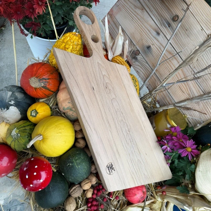 Bukové prkénko se dvěma oky