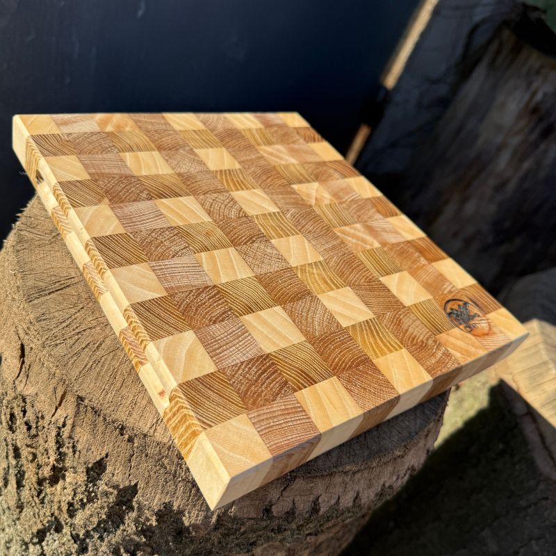 Řeznické prkénko mozaika - úchyty