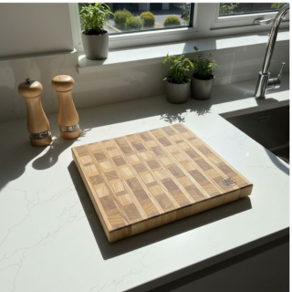 Masivní krájecí prkénko Mozaika II – Dub & Buk